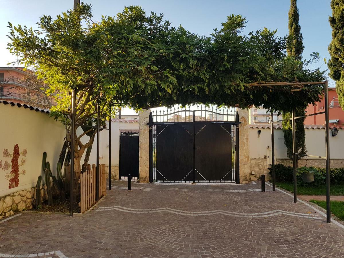 Tabor 1 Garden & Parking Leilighet Napoli Eksteriør bilde